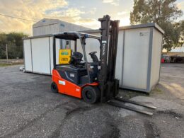 CARRELLO ELEVATORE TOYOTA TIPO TRAIGO 80V 8FBMT35 ELETTRICO USATO – P.TA. 35 Q.LI - immagine 5