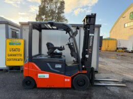 CARRELLO ELEVATORE TOYOTA TIPO TRAIGO 80V 8FBMT35 ELETTRICO USATO – P.TA. 35 Q.LI - immagine 4